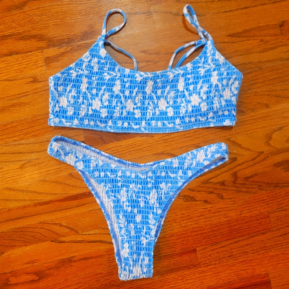 NEW Bright Sky Blue Bikini With Removable Pads Smocked Back High Cut